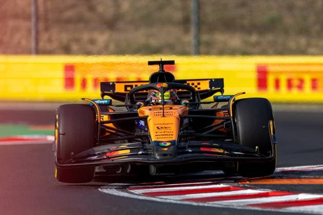 Oscar Piastri McLaren Formula 1 Team, Australia 81 in MCL39, HUN, Formula 1 World Championship, Hungarian Grand Prix, Hungaroring, Practice Day, Free Practice 2, 2025 Season, 01 08 2025 HUN, Formula 1 World Championship, Hungarian Grand Prix, Hungaroring, Practice Day, Free Practice 2, 2025 Season, 01 08 2025 Budapest Copyright: xEibner-Pressefoto MarcelxFischerx EP_MFI