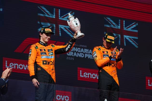 F1 - HUNGARIAN GRAND PRIX 2025 podium PIASTRI Oscar (aus), McLaren F1 Team MCL39, NORRIS Lando (gbr), McLaren F1 Team MCL39, portrait during the 2025 Formula 1 Lenovo Hungarian Grand Prix, 14th round of the 2025 FIA Formula One World Championship, WM, Weltmeisterschaft from August 1 to 3, 2025 on the Hungaroring, in Mogyorod, Hungary - MogyorodHungary Copyright: xANTONINxVINCENTx