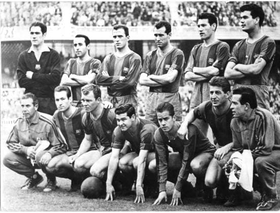 Football Spain The Team the FC Barcelona u B Z standing v l Ramaletts, Fuitats, Rodri, Gracia, Segarrra, Gensana his knees v l a Supervisor, Tejada, Kubala, Martinez, Suarez, Czibor and a further Carers Approx 1961 ATTENTION date estimated !ACHTUNG AUFNAHMEDATUM GESCHÄTZT!