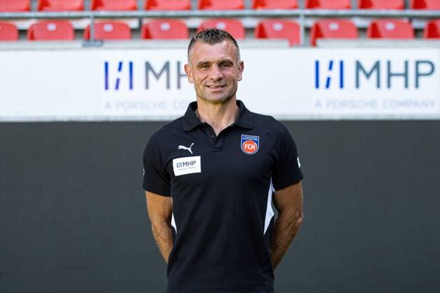 Dieter Jarosch FC Heidenheim, Co Trainer GER, FC Heidenheim 1846, Football, 1 Bundesliga, Portraettermin 2025 2026, 07 08 2025, DFB DFL regulations prohibit any use of photographs as image sequences GER, FC Heidenheim 1846, Football, 1 Bundesliga, Portraettermin 2025 2026, 07 08 2025 Heidenheim Copyright: xEibner-Pressefoto RogerxBuerkex EP_RBE