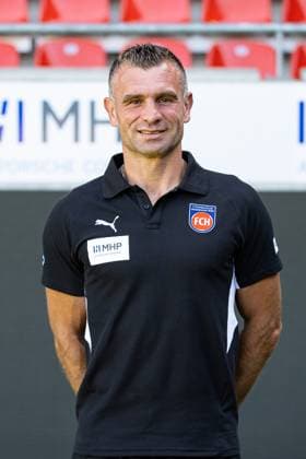 Dieter Jarosch FC Heidenheim, Co Trainer GER, FC Heidenheim 1846, Football, 1 Bundesliga, Portraettermin 2025 2026, 07 08 2025, DFB DFL regulations prohibit any use of photographs as image sequences GER, FC Heidenheim 1846, Football, 1 Bundesliga, Portraettermin 2025 2026, 07 08 2025 Heidenheim Copyright: xEibner-Pressefoto RogerxBuerkex EP_RBE