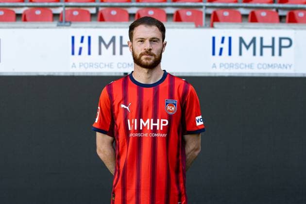 Budu Zivzivadze FC Heidenheim, 12 GER, FC Heidenheim 1846, Football, 1 Bundesliga, Portraettermin 2025 2026, 07 08 2025, DFB DFL regulations prohibit any use of photographs as image sequences and or quasi video GER, FC Heidenheim 1846, Football, 1 Bundesliga, Portraettermin 2025 2026, 07 08 2025 Heidenheim Copyright: xEibner-Pressefoto RogerxBuerkex EP_RBE