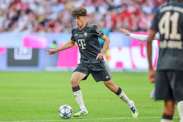 David Santos Daiber FC Bayern Muenchen, 47 with ball, GER, FC Bayern Muenchen vs Tottenham Hotspur, Football, Telekom Cup, Test match, Season 2025 2026, 07 08 2025, GER, FC Bayern Muenchen vs Tottenham Hotspur, Football, Telekom Cup, Test match, Season 2025 2026, 07 08 2025 Muenchen Copyright: xEibner-Pressefoto JennixMaulx EP_JML