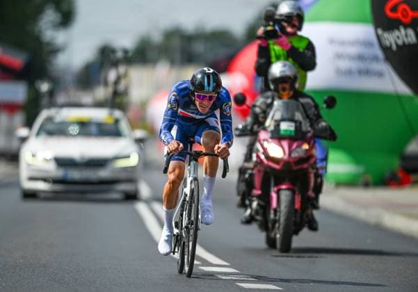 82nd Tour De Pologne 2025 - Stage 7 WIELICZKA, POLAND AUGUST 10: Patryk Stosz of Poland, riding for Polish national team, Nationalteam races through the final kilometer of Stage 7, a 12.5 km individual time trial from Wieliczka to Wieliczka, during the 82nd Tour de Pologne, in Wieliczka, Lesser Poland Voivodeship, Poland, on August 10, 2025. Wieliczka Poland Copyright: xArturxWidakx originalFilename:widak-82ndtour250810_npTIm.jpg