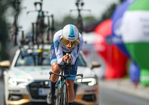 82nd Tour De Pologne 2025 - Stage 7 WIELICZKA, POLAND AUGUST 10: Vlad Van Mechelen of Belgium, riding for Bahrain - Victorious Team, races through the final kilometer of Stage 7, a 12.5 km individual time trial from Wieliczka to Wieliczka, during the 82nd Tour de Pologne, in Wieliczka, Lesser Poland Voivodeship, Poland, on August 10, 2025. Wieliczka Poland Copyright: xArturxWidakx originalFilename:widak-82ndtour250810_npUez.jpg