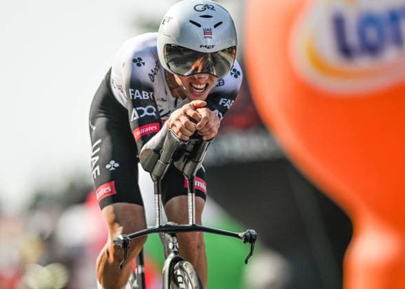 82nd Tour De Pologne 2025 - Stage 7 WIELICZKA, POLAND AUGUST 10: Jan Christen of Switzerland, riding for UAE Team Emirates - XRG Team, races through the final kilometer of Stage 7, a 12.5 km individual time trial from Wieliczka to Wieliczka, during the 82nd Tour de Pologne, in Wieliczka, Lesser Poland Voivodeship, Poland, on August 10, 2025. Wieliczka Poland Copyright: xArturxWidakx originalFilename:widak-82ndtour250810_npbLK.jpg