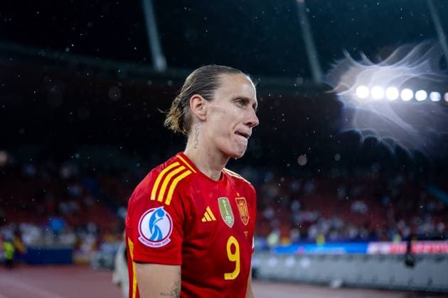 Ann Kathrin Berger Germany, 01 is disappointed about the defeat and the elimination from the tournament, SUI, Germany vs Spain, Football, UEFA Womens Euro 2025, Semi-final, 23 07 2025 SUI, Germany vs Spain, Football, UEFA Womens Euro 2025, Semi-final, 23 07 2025 Zuerich Copyright: xEibner-Pressefoto Memmlerx EP_MMR
