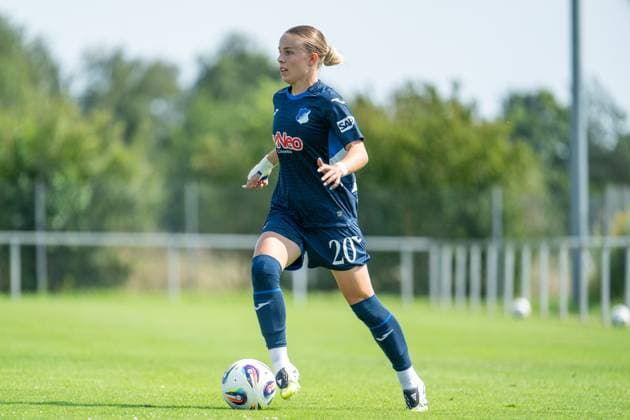Laura Gloning TSG Hoffenheim, 20 on the ball, GER, TSG 1899 Hoffenheim vs FC Basel, Soccer Womens Bundesliga Test Match, Season 2025 2026, 16 08 2025 GER, TSG 1899 Hoffenheim vs FC Basel, Soccer Womens Bundesliga Test Match, Season 2025 2026, 16 08 2025 St Leon Copyright: xEibner-Pressefoto Memmlerx EP_MMR