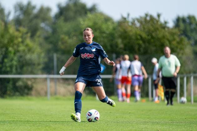 Laura Gloning TSG Hoffenheim, 20 on the ball, GER, TSG 1899 Hoffenheim vs FC Basel, Soccer Womens Bundesliga Test Match, Season 2025 2026, 16 08 2025 GER, TSG 1899 Hoffenheim vs FC Basel, Soccer Womens Bundesliga Test Match, Season 2025 2026, 16 08 2025 St Leon Copyright: xEibner-Pressefoto Memmlerx EP_MMR