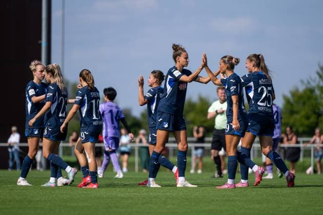 Franziska Harsch TSG Hoffenheim, 17 , Selina Cerci TSG Hoffenheim, 29 , Melissa Koessler TSG Hoffenheim, 25 , Marie Steiner TSG Hoffenheim, 19 , Janna Grimm TSG Hoffenheim, 26 , Vanessa Diehm TSG Hoffenheim, 06 celebrate the goal for 4 0, GER, TSG 1899 Hoffenheim vs FC Basel, Soccer Womens Bundesliga Test Match, Season 2025 2026, 16 08 2025 GER, TSG 1899 Hoffenheim vs FC Basel, Soccer Womens Bundesliga Test Match, Season 2025 2026, 16 08 2025 St Leon Copyright: xEibner-Pressefoto Memmlerx EP_MMR