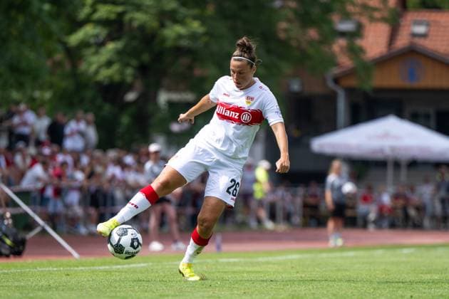 Nicole Billa VfB Stuttgart, 26 on the ball, GER, VfB Stuttgart vs 1 FSV Mainz 05, Soccer Women DFB Cup, Playoff, Season 2025 2026, 17 08 2025 GER, VfB Stuttgart vs 1 FSV Mainz 05, Soccer Women DFB Cup, Playoff, Season 2025 2026, 17 08 2025 Bad Cannstatt Copyright: xEibner-Pressefoto Memmlerx EP_MMR