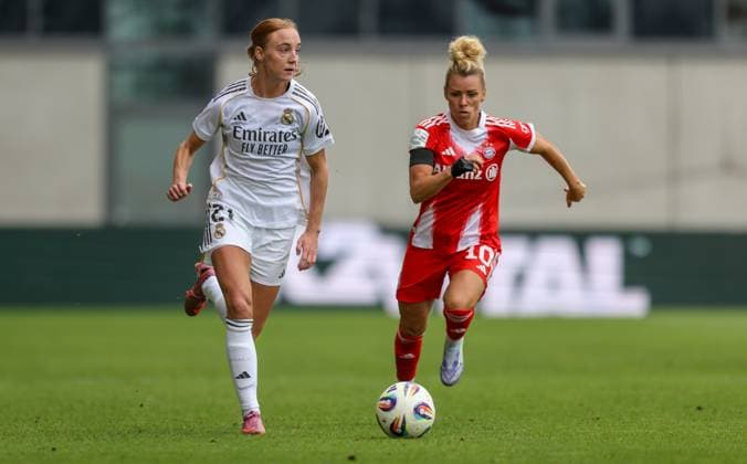 DEU, München, FC Bayern München vs Real Madrid, Testspiel, DFB, FC Bayern Campus, Saison 25 26, im Bild f l n r Sara Holmgaard Real Madrid 21 , Linda Dallmann Bayern München 10 DFB DFL REGULATIONS PROHIBIT ANY USE OF PHOTOGRAPHS AS IMAGE SEQUENCES AND OR QUASI VIDEO, 21 08 2025, Copyright: HMBxMedia HendrikxHamelau