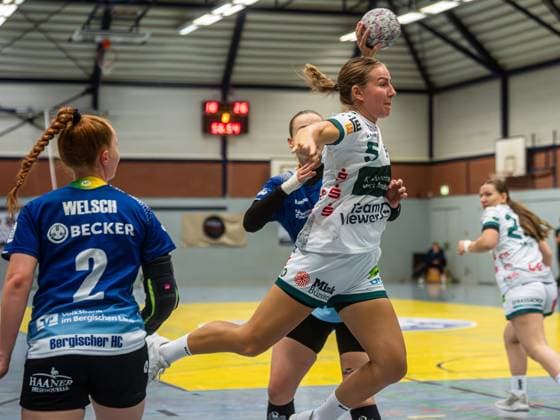 Ann Kynast Frisch Auf Frauen, 05 prevails, Bergischer HC vs Frisch Auf Goeppingen, Handball, DHB Pokal, Season 2025 2026, 22 08 2025 Bergischer HC vs Frisch Auf Goeppingen, Handball, DHB Pokal, Season 2025 2026, 22 08 2025 Solingen Copyright: xMichaelxSchmidt Eibner-Pressefotx EP_MST