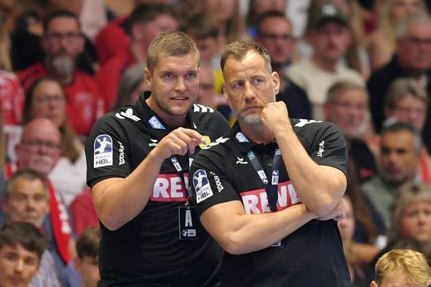Michel Abt Co Coach Rhein Neckar Loewen Michel and Maik Machulla Coach Rhein Neckar Loewen , GER, MT Melsungen Rhein Neckar Loewen, Handball, 1 Bundesliga, 1 Matchday, Season 2025 2026, 29 08 2025, GER, MT Melsungen Rhein Neckar Loewen, Handball, 1 Bundesliga, 1 Matchday, Season 2025 2026, 29 08 2025 Kassel Copyright: xEibner-Pressefotox xRolandxSippelx EP_RSL