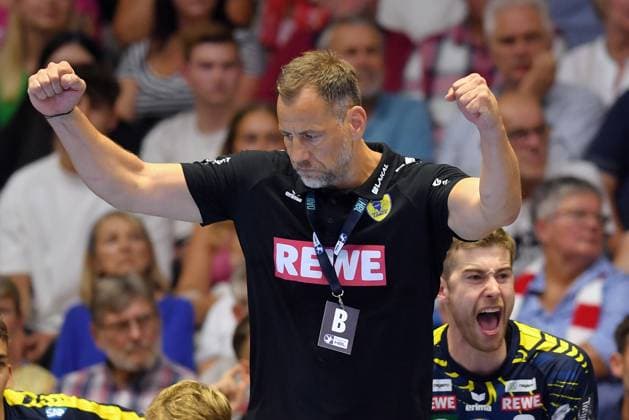 Maik Machulla Coach Rhein Neckar Loewen , Tim Nothdurft Rhein Neckar Loewen 8 R , GER, MT Melsungen Rhein Neckar Loewen, Handball, 1 Bundesliga, 1 Matchday, Season 2025 2026, 29 08 2025, GER, MT Melsungen Rhein Neckar Loewen, Handball, 1 Bundesliga, 1 Matchday, Season 2025 2026, 29 08 2025 Kassel Copyright: xEibner-Pressefotox xRolandxSippelx EP_RSL