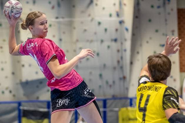 Klara Schlegel TuS Metzingen, 14 GER, Borussia Dortmund vs TuS Metzingen, Handball, ALSCO Womens Bundesliga, Season 2025 2026, 1 Matchday, 30 08 2025 GER, Borussia Dortmund vs TuS Metzingen, Handball, ALSCO Womens Bundesliga, Season 2025 2026, 1 Matchday, 30 08 2025 Dortmund Copyright: xEibner-Pressefoto WolfgangxStummx EP_EER