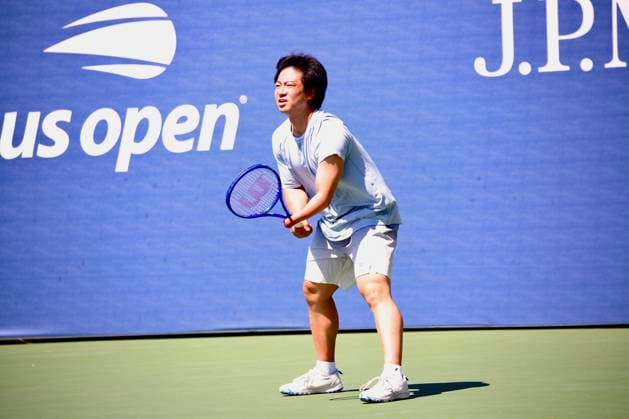 A hunt vs k. Takano in para standing t1, 1st round at us open tennis 2025. (spo) a hunt vs k. Takano in para standing t1, 1st round at us open tennis 2025. September 4, 2025, new york, usa : new zealander, a hunt (in navy blue shirt) vs japanese k. Takano (in light blue shirt ) in para standing t2-4, 1st round of us open tennis 2025. Para standing tennis is the format for people with physical impairments who want to play tennis without using a wheelchair. This includes, but not limited to, people with limb loss, limb deficiencies, cerebral palsy, acquired brain injuries or people of short stature amid the 145th us open, which is one of four annual grand slam tennis tournaments, held in late august and early september on hard courts at the usta billie jean king national tennis center in flushing meadows, queens, new york. The tournament features men s, women s, and mixed singles and doubles championships, plus wheelchair events. It is run by the united states tennis association (usta) and is the final major tournament of the year. This 2025 tournament is celebrating the 75th anniversary of althea gibson breaking the color barrier, which is being honored with a special theme and artwork for the event. Credit: niyi fote thenews2 (Foto: Niyi Fote Thenews2 imago images) SPO Copyright: xNiyixFotex