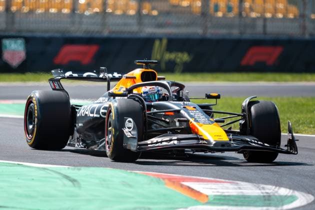 Max Verstappen Oracle Red Bull Racing, Netherlands, 01 in RB21, ITA, Formula 1 World Championship, Italian Grand Prix, Autodromo Nazionale Monza, Practice Day, 2025 season, 05 09 2025 ITA, Formula 1 World Championship, Italian Grand Prix, Autodromo Nazionale Monza, Practice Day, 2025 season, 05 09 2025 Monza Copyright: xEibner-Pressefoto MarcelxFischerx EP_MFI