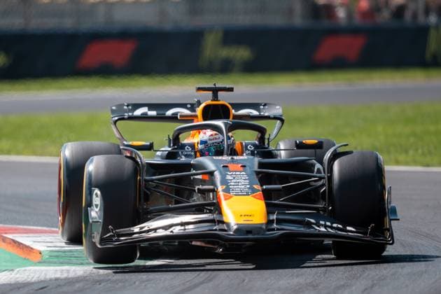Max Verstappen Oracle Red Bull Racing, Netherlands, 01 in RB21, ITA, Formula 1 World Championship, Italian Grand Prix, Autodromo Nazionale Monza, Practice Day, 2025 season, 05 09 2025 ITA, Formula 1 World Championship, Italian Grand Prix, Autodromo Nazionale Monza, Practice Day, 2025 season, 05 09 2025 Monza Copyright: xEibner-Pressefoto MarcelxFischerx EP_MFI
