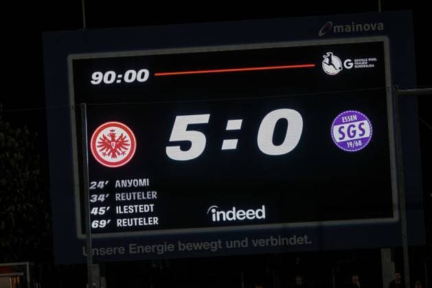 DEU, Frankfurt, Eintracht Frankfurt vs SGS Essen, Google Pixel Frauen Bundesliga DFB, Saison 2526, Stadion am Bretanobad, 1 Spieltag, im Bild Eintracht Frankfurt schlägt Essen mit 5 0 und jubel, Freude und Jubel DFB DFL REGULATIONS PROHIBIT ANY USE OF PHOTOGRAPHS AS IMAGE SEQUENCES AND OR QUASI VIDEO, 05 09 2025, Copyright: HMBxMedia HendrikxHamelau
