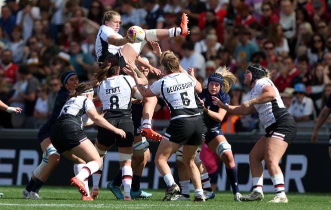 Sophie de Goede of Canada wins a lineout Canada v Scotland, Women s Rugby World Cup, Group B, Rugby Union, Sandy Park, Exeter, UK - 06 Sept 2025Exeter Sandy Park United Kingdom EDITORIAL USE ONLY No use with unauthorised audio, video, data, fixture lists, club league logos or live services. Online in-match use limited to 120 images, no video emulation. No use in betting, games or single club league player publications. Copyright: xKieranxMcManus Shutterstockx 15471114r