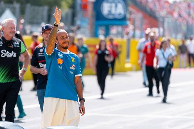 Lewis Hamilton Scuderia Ferrari HP F1 Team, Great Britain, 44 , ITA, Formula 1 World Championship, Italian Grand Prix, Autodromo Nazionale Monza, Race Day, Drivers Parade, 2025 season, 07 09 2025 ITA, Formula 1 World Championship, Italian Grand Prix, Autodromo Nazionale Monza, Race Day, Drivers Parade, 2025 season, 07 09 2025 Monza Copyright: xEibner-Pressefoto MarcelxFischerx EP_MFI