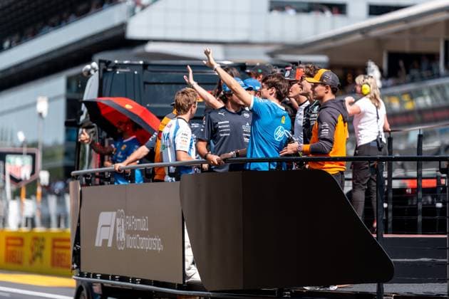 F1 Drivers Parade Monza ITA, Formula 1 World Championship, Italian Grand Prix, Autodromo Nazionale Monza, Race Day, Drivers Parade, 2025 season, 07 09 2025 ITA, Formula 1 World Championship, Italian Grand Prix, Autodromo Nazionale Monza, Race Day, Drivers Parade, 2025 season, 07 09 2025 Monza Copyright: xEibner-Pressefoto MarcelxFischerx EP_MFI