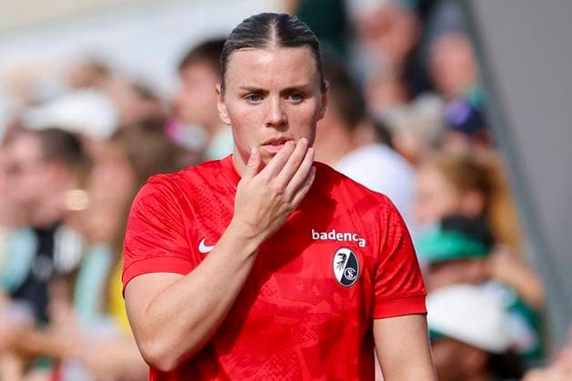 Ingibjoerg Sigurdardottir SC Freiburg looks dejected, Google Pixel Frauen Bundesliga, Werder Bremen vs SC Freiburg, Platz 11 am Weserstadion, September 07, 2025 in Bremen, Germany Photo by Marco Steinbrenner DeFodi Images Ingibjoerg Sigurdardottir SC Freiburg looks dejected, Google Pixel Womens Bundesliga, Werder Bremen vs SC Freiburg, Platz 11 am Weserstadion, September 7, 2025 in Bremen, Germany Photo by Marco Steinbrenner DeFodi Images DFB DFL REGULATIONS PROHIBIT ANY USE OF PHOTOGRAPHS AS IMAGE SEQUENCES AND OR QUASI VIDEO