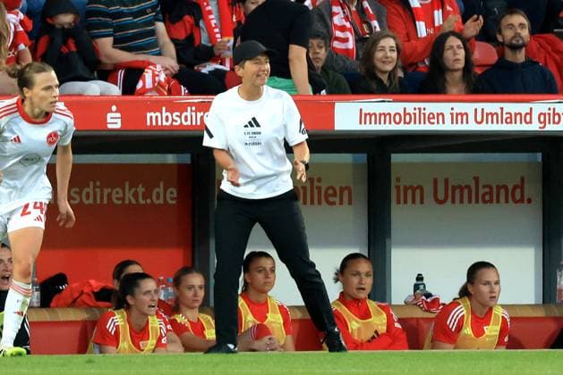 DEU, 2 BL, Frauen, 1 FC Union vs 1 FC Nuernberg, 07 09 2025, Stadion Alte Foersterei, Berlin, DEU, 2 BL, Frauen, 1 FC Union vs 1 FC Nuernberg, im Bild Cheftrainerin Ailien Poese 1 FC Union Berlin DFL regulations prohibit any use of Photographs as image sequences and or quasi video nordphotoxGmbHx xEngler nph00076