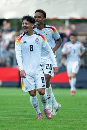 Goal for 1 0 by Laurin Ulrich Germany, 08 , with Ouedraogo, Assan Germany U20, 20 , GER, Germany vs Italy, Football, U20 Elite League, Matchday 2, Season 2025 2026, 09 09 2025, Eibner Pressefoto Sascha Walther GER, Germany vs Italy, Football, U20 Elite League, Matchday 2, Season 2025 2026, 09 09 2025 Reutlingen Copyright: xEibner-Pressefotox EP_SWA