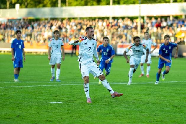 Goal for 3 0 by Ibrahimovic, Arijon Germany U20, 07 via penalty, GER, Germany vs. Italy, Football, U20 Elite League, Matchday 2, Season 2025 2026, 09 09 2025, Eibner Pressefoto Sascha Walther GER, Germany vs. Italy, Football, U20 Elite League, Matchday 2, Season 2025 2026, 09 09 2025 Reutlingen Copyright: xEibner-Pressefotox EP_SWA