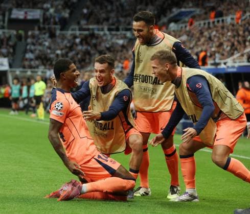 Newcastle Upon Tyne, England, 18th September 2025. Marcus Rashford of FC Barcelona, Barca celebrates scoring the first goal during the Newcastle United vs FC Barcelona UEFA Champions League match at St. James Park, Newcastle Upon Tyne. Picture credit should read: Nigel Roddis Sportimage EDITORIAL USE ONLY. No use with unauthorised audio, video, data, fixture lists, club league logos or live services. Online in-match use limited to 120 images, no video emulation. No use in betting, games or single club league player publications. SPI_053_NR_Newcastle_Barca SPI-4145-0053