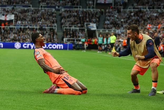 Newcastle Upon Tyne, England, 18th September 2025. Marcus Rashford of FC Barcelona, Barca celebrates scoring the first goal during the Newcastle United vs FC Barcelona UEFA Champions League match at St. James Park, Newcastle Upon Tyne. Picture credit should read: Nigel Roddis Sportimage EDITORIAL USE ONLY. No use with unauthorised audio, video, data, fixture lists, club league logos or live services. Online in-match use limited to 120 images, no video emulation. No use in betting, games or single club league player publications. SPI_055_NR_Newcastle_Barca SPI-4145-0055