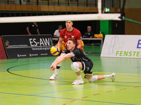 Leber Robin TV Rottenburg, 11 on the ball , TV Rottenburg vs L E Volleys, Volleyball, 2 Bundesliga Sued, 1 Matchday, 2025 2026, 20 09 2025, TV Rottenburg vs L E Volleys, Volleyball, 2 Bundesliga Sued, 1 Matchday, 2025 2026, 20 09 2025 Rottenburg am Neckar Copyright: xEibner-Pressefoto DanielexLaxRocx EP_DLO