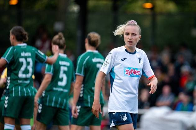 Vanessa Diehm TSG Hoffenheim, 06 , GER, SV Werder Bremen vs TSG 1899 Hoffenheim, Football Google Pixel Frauen Bundesliga, 3 Spieltag, Saison 2025 2026, 21 09 2025 DFB regulations prohibit any use of photographs as image sequences and or quasi video Hoffenheim, Football Google Pixel Frauen Bundesliga, 3 Spieltag, Saison 2025 2026, 21 09 2025 Bremen Copyright: xEibner-Pressefoto Memmlerx EP_MMR