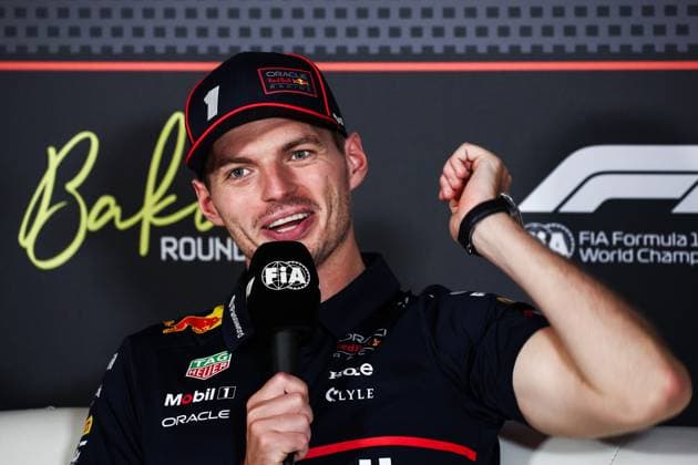 F1 - AZERBAIJAN GRAND PRIX 2025 VERSTAPPEN Max (ned), Red Bull Racing RB21, portrait press conference, PK, Pressekonferenz during the 2025 Formula 1 Qatar Airways Azerbaijan Grand Prix, 17th round of the 2025 FIA Formula One World Championship, WM, Weltmeisterschaft from September 19 to 21, 2025 on the Baku City Circuit, in Baku, Azerbaijan - BakuAzerbaijan Copyright: xEricxAlonsox