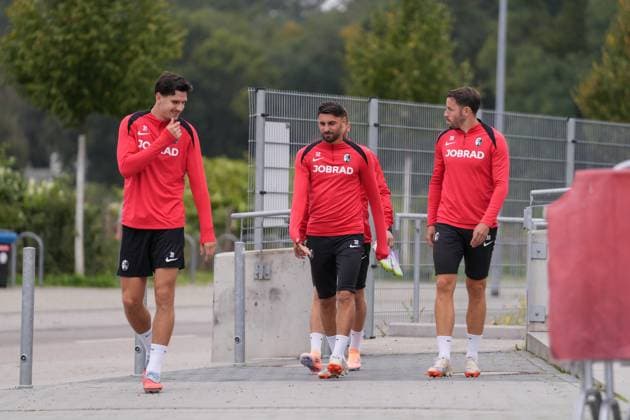 Igor Matanovic SC Freiburg, 31 , Vincenzo Grifo SC Freiburg, 32 , Christian Günter Christian Guenter SC Freiburg, 30 , last media training session of SC Freiburg before the first Europa League match in the league phase, Germany, Football, UEFA Europa League, Matchday 1, 2025 2026, SC Freiburg vs FC Basel, 23 09 2025, last media training session of SC Freiburg before the first Europa League match in the league phase, Europa Park Stadion, Freiburg, Germany Freiburg Europa Park Stadion Baden Württemberg Germany Copyright: xArnexAmbergx