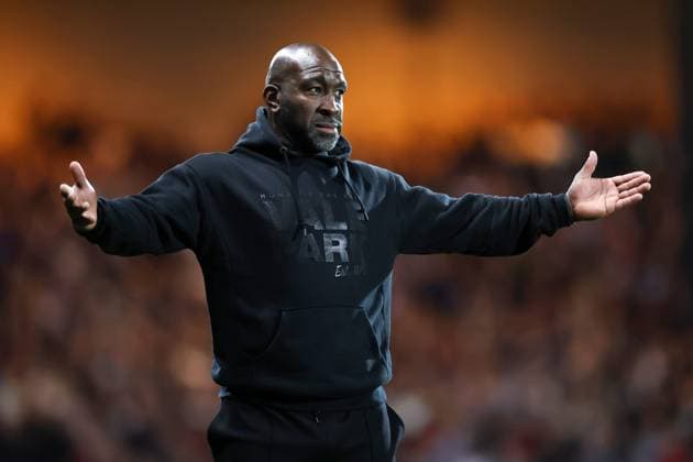 Darren Moore Manager of Port Vale Port Vale v Arsenal, EFL Carabao Cup, Third Round, Football, Vale Park, Stoke-on-Trent, UK - 24 Sep 2025Stoke-on-Trent Vale Park United Kingdom EDITORIAL USE ONLY No use with unauthorised audio, video, data, fixture lists, club league logos or live services. Online in-match use limited to 120 images, no video emulation. No use in betting, games or single club league player publications. Copyright: xRyanxBrowne Shutterstockx 15498606ay