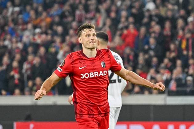 Maximilian Eggestein SC Freiburg, 08 celebrates his goal for 2 0 GER, SC Freiburg FC Basel, Football, Europa League, Matchday 1, Season 2025 2026, 24 09 2025 GER, SC Freiburg FC Basel, Football, Europa League, Matchday 1, Season 2025 2026, 24 09 2025 Freiburg Copyright: xEibner-Pressefoto ThomasxHessx EP_THS