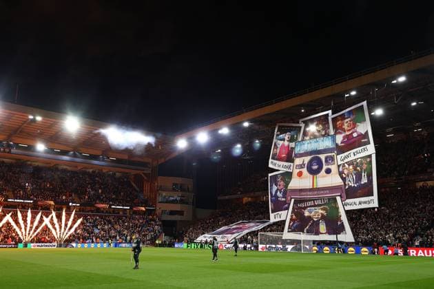 Aston Villa fans unveil a tifo before kick off Aston Villa v Bologna, UEFA Europa League, Football, Villa Park, Birmingham, UK - 25 Sep 2025Birmingham Villa Park United Kingdom EDITORIAL USE ONLY No use with unauthorised audio, video, data, fixture lists, club league logos or live services. Online in-match use limited to 120 images, no video emulation. No use in betting, games or single club league player publications. Copyright: xMichaelxZemanek Shutterstockx 15498609ag
