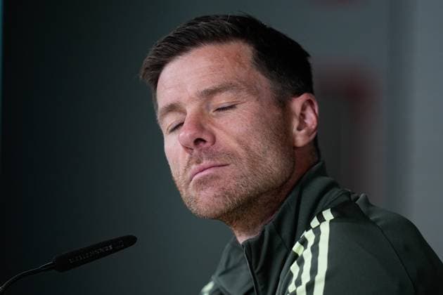 September 26, 2025, Valdebebas, Madrid, Spain: Xabi Alonso, head coach of Real Madrid, gives a press conference, PK, Pressekonferenz during the training day of Real Madrid ahead the Spanish League, LaLiga EA Sports, football match against Atletico de Madrid at Ciudad Deportiva Real Madrid on September 26, 2025, in Valdebebas, Madrid, Spain. Valdebebas Spain - ZUMAa181 20250926_zaa_a181_058 Copyright: xDennisxAgyemanx