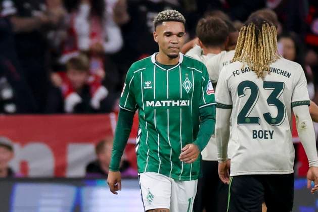 Justin Njinmah (Werder Bremen) schaut enttaeuscht, Bundesliga, FC Bayern München v SV Werder Bremen, Allianz Arena am 26. September 2025 in München, Deutschland. (Foto von Marco Steinbrenner DeFodi Images) Justin Njinmah (Werder Bremen) looks dejected, Bundesliga, FC Bayern München v SV Werder Bremen, Allianz Arena, September 26, 2025 in München, Germany. (Photo by Marco Steinbrenner DeFodi Images) DFL regulations prohibit any use of photographs as image sequences and or quasi-video. Justin Njinmah Werder Bremen looks dejected, Bundesliga, FC Bayern Munich v SV Werder Bremen, Allianz Arena, September 26, 2025 in Munich, Germany Photo by Marco Steinbrenner DeFodi Images Justin Njinmah Werder Bremen looks dejected, Bundesliga, FC Bayern Munich v SV Werder Bremen, Allianz Arena, September 26, 2025 in Munich, Germany Photo by Marco Steinbrenner DeFodi Images DFL regulations prohibit any use of photographs as image sequences and or quasi video