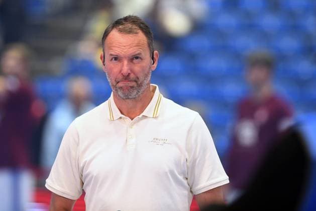 Dyn Expert Dagur Sigurdsson , GER, MT Melsungen Handball Sport Verein Hamburg, Handball, 1 Bundesliga, Matchday 6, Season 2025 2026, 26 09 2025, GER, MT Melsungen HSV Hamburg, Handball, 1 Bundesliga, Matchday 6, Season 2025 2026, 26 09 2025 Kassel Copyright: xEibner-Pressefotox xRolandxSippelx EP_RSL
