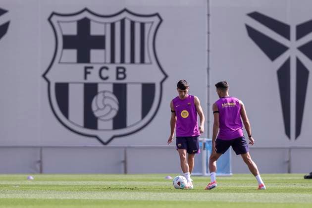 September 27, 2025, Sant Joan Despi, Barcelona, SPAIN: Pedri during the training day of FC Barcelona, Barca ahead the Spanish League, La Liga EA Sports, football match against Real Sociedad at Ciudad Esportiva Joan Gamper on September 27, 2025 in Sant Joan Despi, Barcelona, Spain. Sant Joan Despi SPAIN - ZUMAa181 20250927_zaa_a181_007 Copyright: xJavierxBorregox