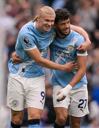 Erling Haland of Manchester City celebrates scoring the fourth goal Manchester City v Burnley, Premier League, Football, Etihad Stadium, Manchester, UK - 27 Sep 2025Manchester Etihad Stadium United Kingdom EDITORIAL USE ONLY No use with unauthorised audio, video, data, fixture lists, club league logos or live services. Online in-match use limited to 120 images, no video emulation. No use in betting, games or single club league player publications. Copyright: xGreigxCowie Shutterstockx 15503920bv