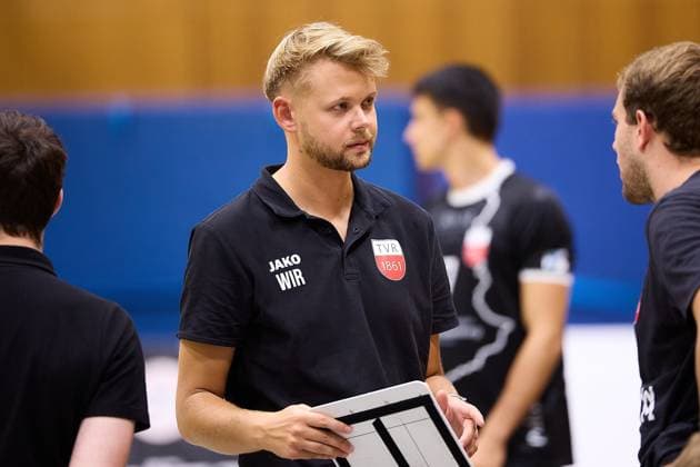 Jan Scheuermann TV Rottenburg, Coach , Portrait, Freisteller GER, TuS Kriftel vs TV Rottenburg,Volleyball, 2 Bundesliga Sued, 3 Matchday, Season 2025 2026, 27 09 2025 GER, TuS Kriftel vs TV Rottenburg,Volleyball, 2 Bundesliga Sued, 3 Matchday, Season 2025 2026, 27 09 2025 Kriftel Copyright: xEibner-Pressefoto GeraldxOelze-dexStoppanyx EP_ODS