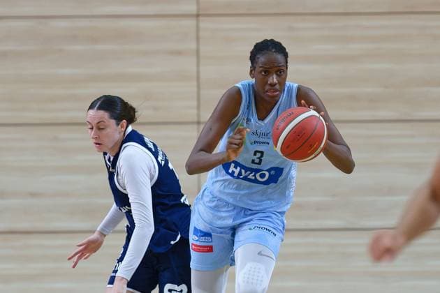 Katelyn Shumate Lions, 14 , Nogaye Lo Sylla Saarlouis, 3 , Syntainics MBC vs Saarlouis Royals, Basketball, Women, Bundesliga, Season 2025 2026, 1 Matchday, 27 09 2025 Halle SWH Arena Sachsen Anhalt Germany
