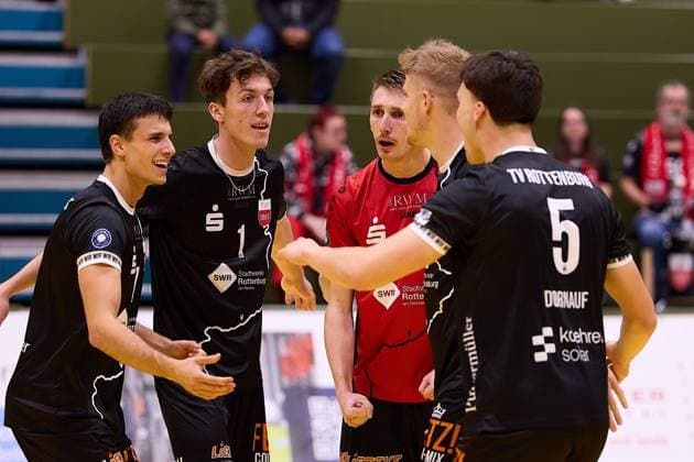 Joy, jubilation TV Rottenburg Milan Kvrzic TV Rottenburg, 07 , Dominik Marjanovic TV Rottenburg, 01 , Robin Leber TV Rottenburg, 11 , David Dornauf TV Rottenburg, 05 GER, TuS Kriftel vs TV Rottenburg,Volleyball, 2 Bundesliga Sued, 3 Spieltag, Spielzeit 2025 2026, 27 09 2025 GER, TuS Kriftel vs TV Rottenburg,Volleyball, 2 Bundesliga Sued, 3 Spieltag, Spielzeit 2025 2026, 27 09 2025 Kriftel Copyright: xEibner-Pressefoto GeraldxOelze-dexStoppanyx EP_ODS