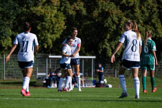 Janna Grimm TSG Hoffenheim, 26 , Franziska Harsch TSG Hoffenheim, 17 , Linda Natter TSG Hoffenheim, 11 , Napsugar Sinka TSG Hoffenheim, 08 celebrate the goal to 0 2, GER, SpVgg Greuther Fuerth vs TSG 1899 Hoffenheim, Soccer Women DFB Cup, 1 round, season 2025 2026, 28 09 2025 GER, SpVgg Greuther Fuerth vs TSG 1899 Hoffenheim, Soccer Women DFB Cup, 1 round, season 2025 2026, 28 09 2025 Fuerth Copyright: xEibner-Pressefoto Memmlerx EP_MMR