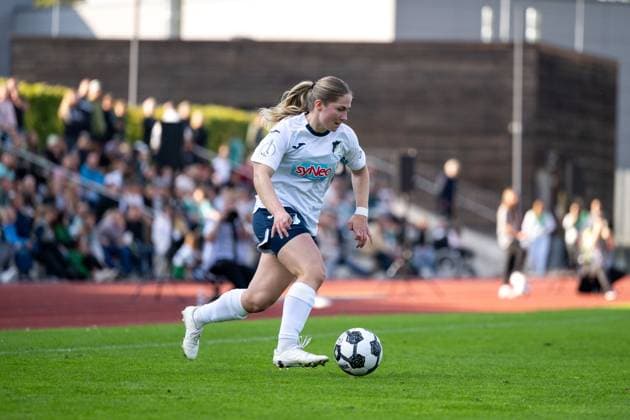 Nadine Bitzer TSG Hoffenheim, 30 on the ball, GER, SpVgg Greuther Fuerth vs TSG 1899 Hoffenheim, Soccer Women DFB Cup, 1 Round, Season 2025 2026, 28 09 2025 GER, SpVgg Greuther Fuerth vs TSG 1899 Hoffenheim, Soccer Women DFB Cup, 1 Round, Season 2025 2026, 28 09 2025 Fuerth Copyright: xEibner-Pressefoto Memmlerx EP_MMR